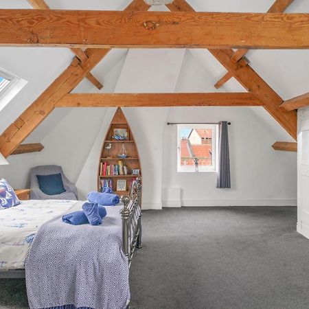 30 Percent Off! The Central Whitby Gem - 4 Bedrooms Dış mekan fotoğraf